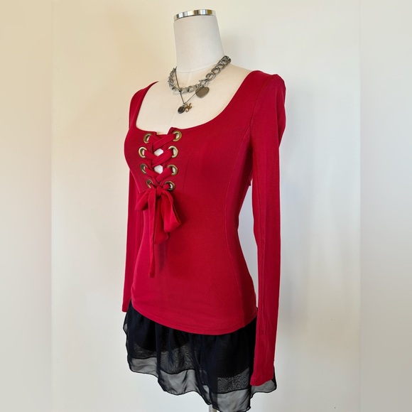 Free People Red Lace Up Y2K Twilight Bella Sean Henley Top - Picture 2 of 3